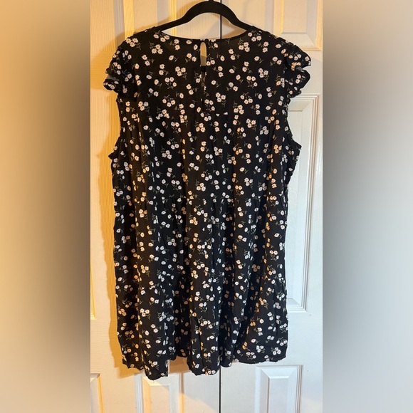Liberty Love Black Dress with White Floral Design - Picture 6 of 6